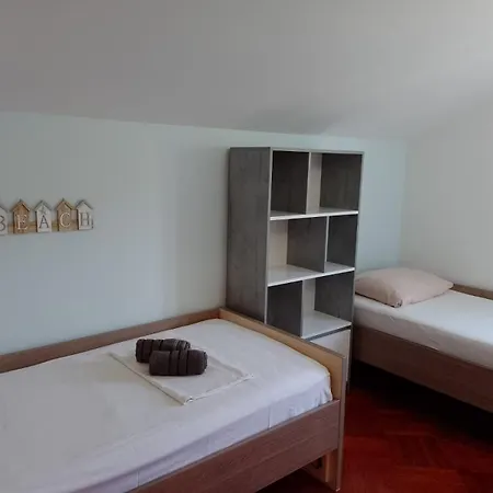 Silvije Apartment *