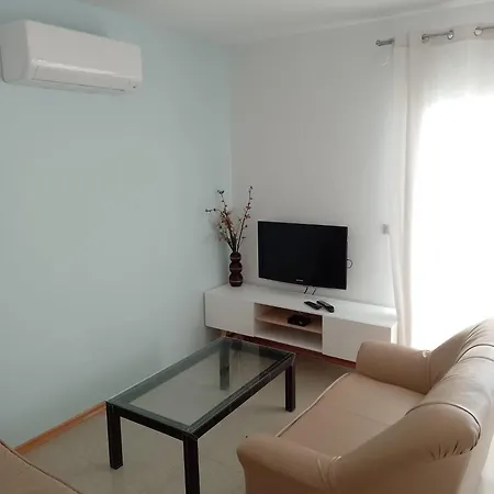 Silvije 아파트 산책길
